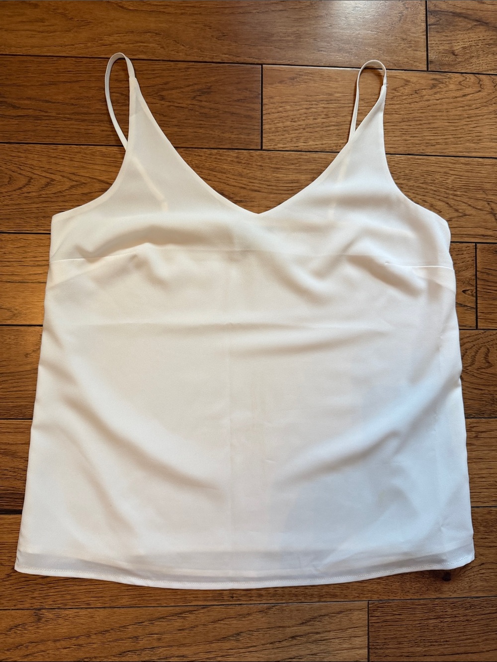 Banana Republic Factory Women's White V-Neck Spaghetti Strap Camisole